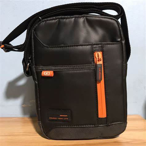 Hedgren Connect Sling Bag